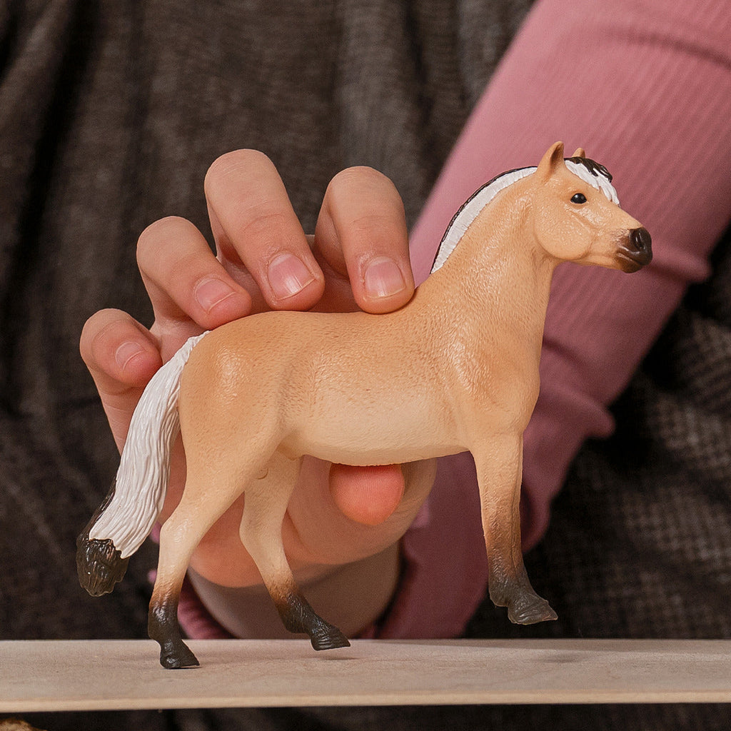 Norwegian Fjord Horse Gelding 13979 | schleich