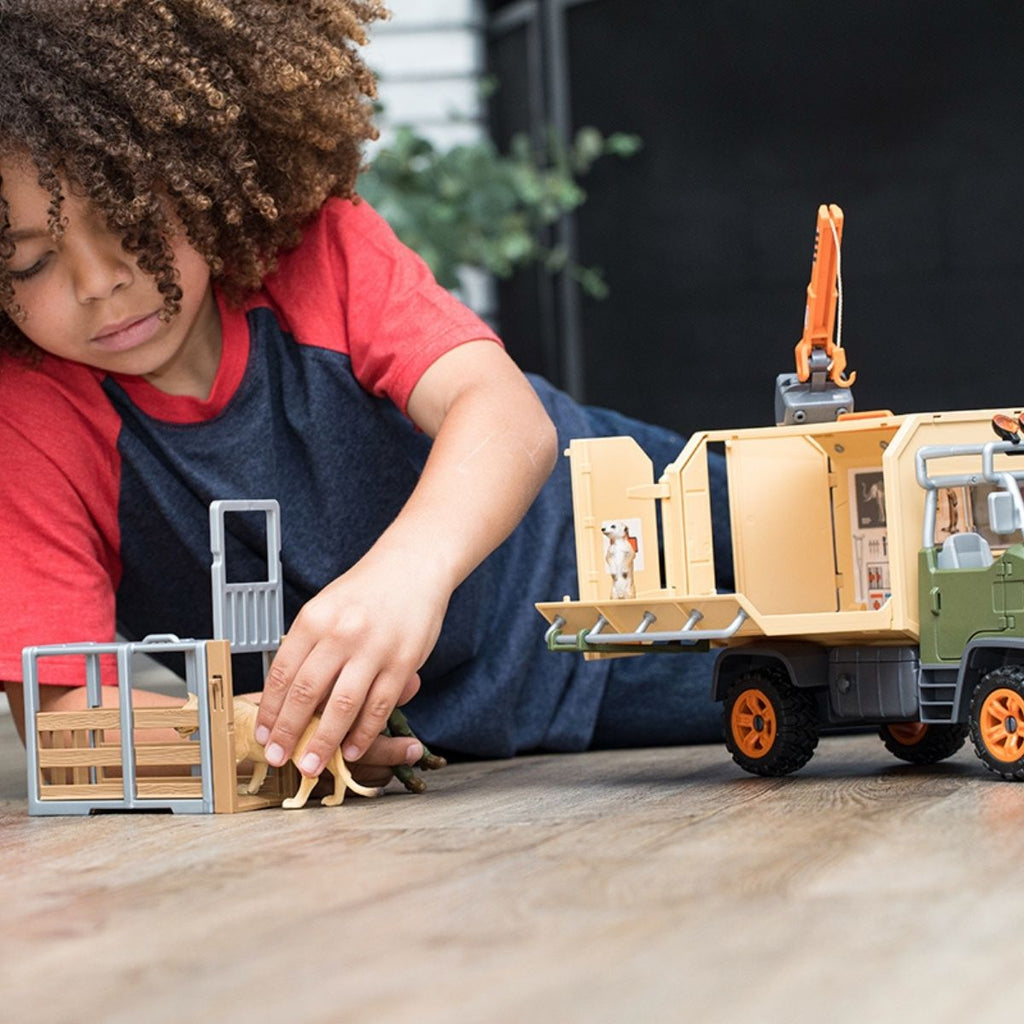 Schleich Wild Life Animal Rescue Large Truck Playset