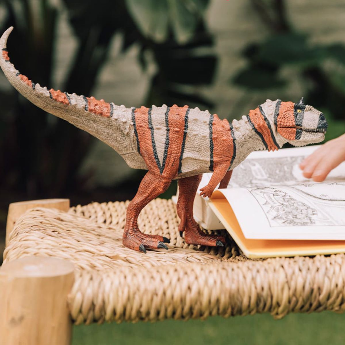 Majungasaurus 15032 | Schleich USA Inc.
