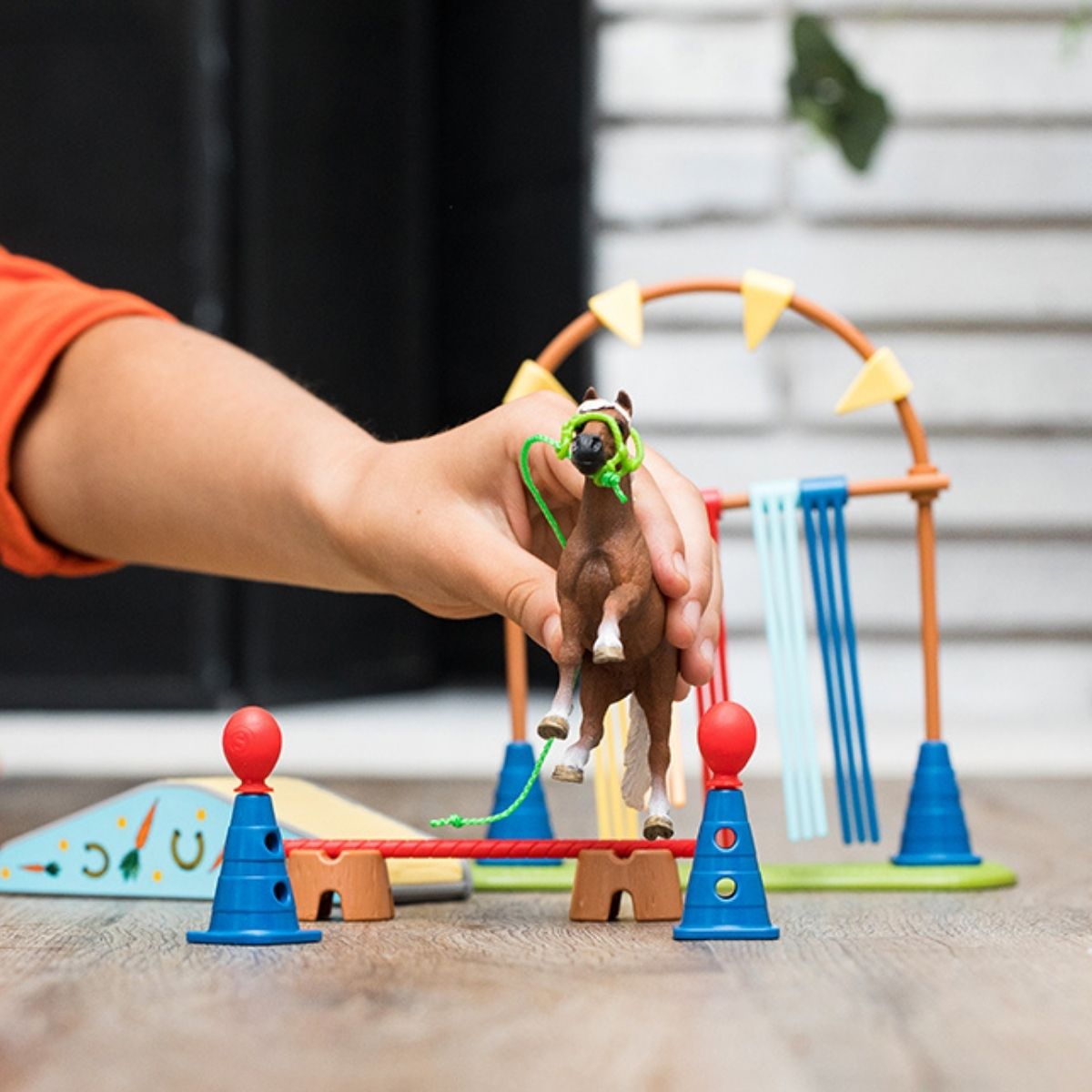 Pony agility race 42482 | Schleich USA Inc.