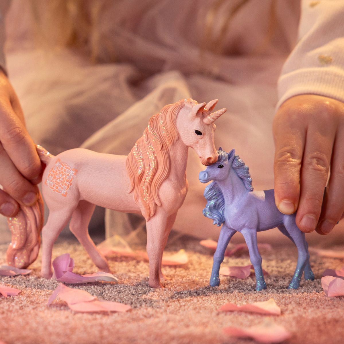 Unicorn Mare Peach 70860 BAYALA® | schleich