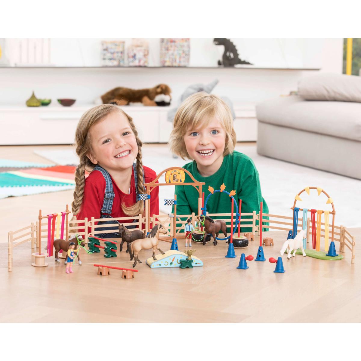 Pony agility race 42482 | Schleich USA Inc.
