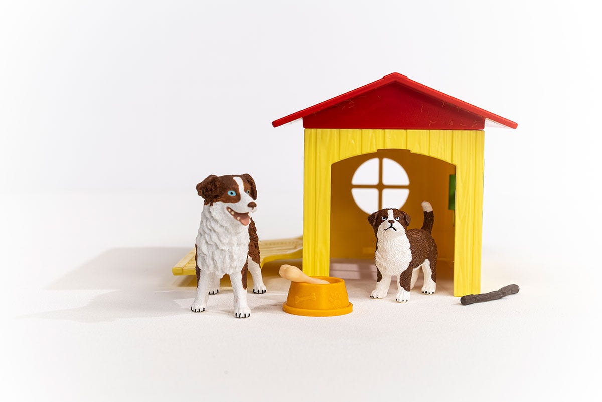 Schleich cheap dog house